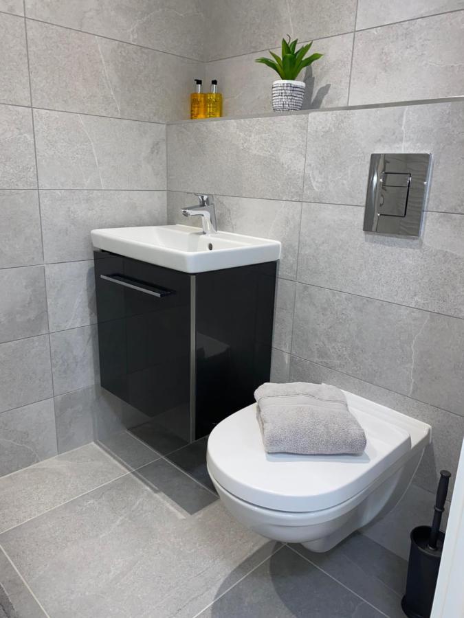 Roomotel - Oakview Moseley Бирмингем Экстерьер фото